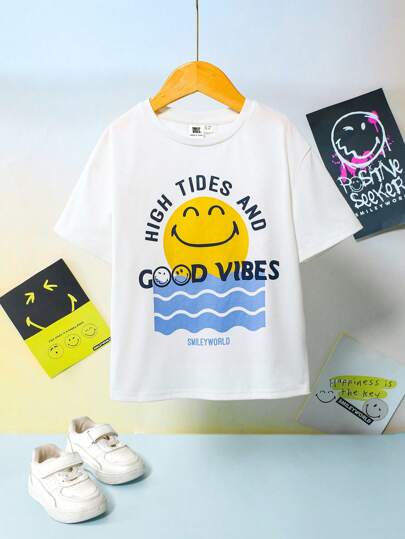 SmileyWorld® | SHEIN Young Boy Cartoon Smiling Face English Pattern White Casual Loose Fitting Short Sleeve T-Shirt