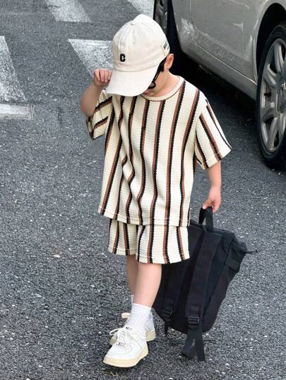 SHEIN Mirajuku 2pcs/Set Young Boy Summer Waffle Striped Short Sleeve T-Shirt And Shorts Set, School, Campus, College Summer Holiday