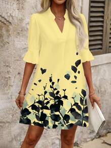 SHEIN Clasi Yellow Placement Print V-Neck Short Sleeve Fitted Mini Dress For Women, Casual Summer Everyday Wear Summer Outfits For Women Shirt Dress Women Short Dresses Summer Casual Dresses For Woman Summer Dresses For Women Suitable For Going Out Chic Dress - Yellow - View 6