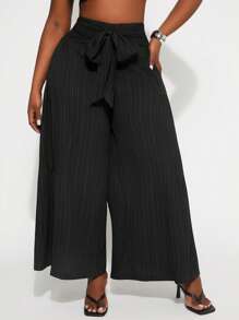 SHEIN SXY Pantalones anchos de pierna ancha de primavera y verano elegantes y sexy para mujer de talla grande, de unicolor, con cintura elástica multicapa dividida y cinturón incorporado, adecuado para uso diario - Negro - Ver 1