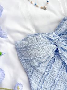 SHEIN 少女情人节度假风芥末蓝纹理抹胸，正面扭纹，荷叶边修身衬衫。适合下午茶、街头、度假、叠穿或派对穿着，秋冬季