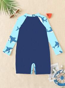 Young Boy Casual Slim Fit Shark Print Round Neck Long Sleeve One-Piece Swimsuit, Suitable For Summer