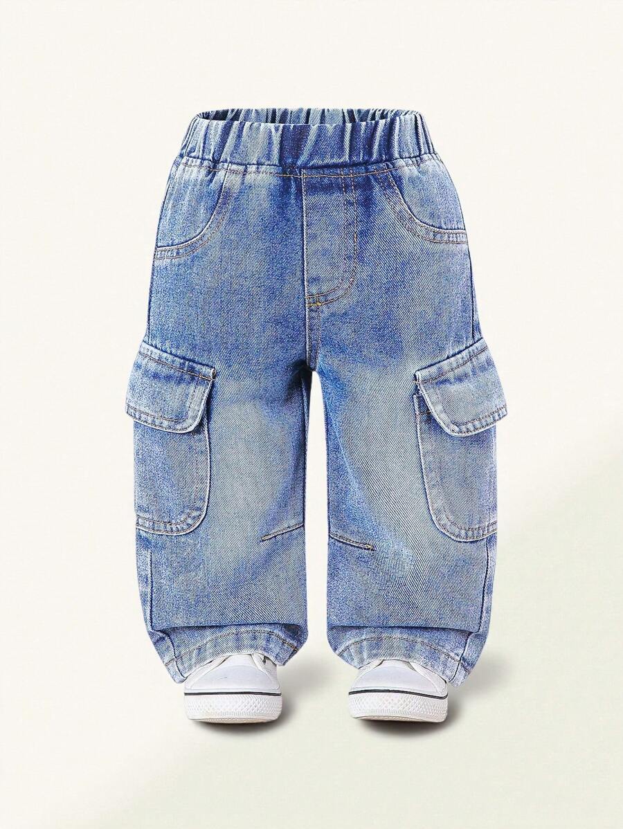 SHEIN 幼儿男童街头风格百搭工装裤，休闲柔软舒适洗水牛仔裤，时尚日常穿着，2024 年春秋新品系列 - 淺色水洗藍 - 查看 1