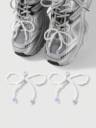 Kawaii 2 pièces/Jeu d'élégants clips à chaussures faits main avec perles blanches, étoile et nœud papillon. Accessoires de mode polyvalents, décorations DIY convenant aux femmes. Cadeau pour elle.