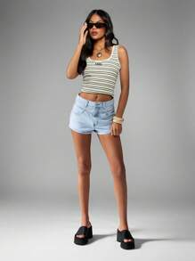 MISSGUIDED High Waisted Denim Mini Shorts Summer Festival Button Fly Raw Hem Casual Beach Classic Retro Y2K Vintage Distressed Jean Shorts - Light Wash - View 3