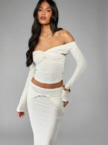 MISSGUIDED Off Shoulder Twisted Co Ord Set Long Sleeve Crop Top Maxi Skirt Evening Party Club Wedding Guest Winter Fall Spring Two Piece Outfit - Apricot - View 3