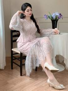 Dazy Plus 2 件套圆领撞色蕾丝腰鱼尾下摆半身裙套装，通勤优雅