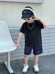 2 件套年轻男孩休闲百搭圆领 T 恤和霓虹绿色工装短裤，适合春夏季、日常穿着、运动、外出、学校、派对、节日、摄影 - 藏蓝色 - 查看 5