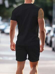 Manfinity Homme Completo casual da uomo composto da maglietta a maniche corte con scollo tondo e pantaloncini, in colori a contrasto