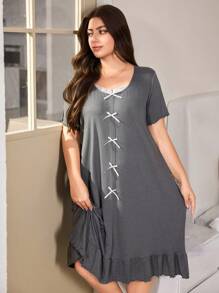 SHEIN 加大码柔软舒适牛奶丝荷叶边白色蕾丝领口装饰灰色短袖睡袍，春夏季，Moo Moo 睡裙 - 深灰色 - 查看 3