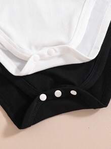 Baby Girls 2pcs/Set Black Knit Bodysuit, Front Print Design For Casual Or Party Occasions - Black and White - View 5