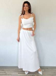 Firerie Débardeur élégant, délicat et romantique pour femme. Charmant pour un mariage, une fête ou les vacances. Ornements floraux 3D sur les bretelles. Blanc. Printemps/Été