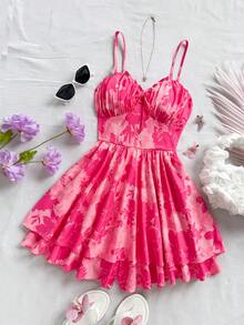 Soleia Combinaison évasée à deux couches avec taille resserrée, décolleté en V, volants sur le buste et imprimé floral rouge. Convient pour les fêtes, Noël, les rendez-vous, la Saint-Valentin, le thé de l'après-midi, les mariages