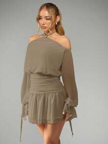 MISSGUIDED PLUS 加大码露背晚装迷你连衣裙褶饰腰部长袖雪纺宴会婚礼宾客高腰A字形宽松上衣 - 棕色 - 查看 1