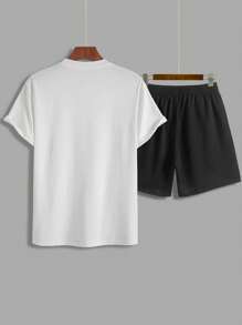 Manfinity Homme Conjunto de camiseta casual de manga corta con cuello redondo estampado con letras de astronauta y shorts para hombre para el verano