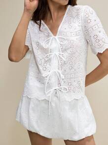 SHEIN Unity Women Solid Color Hollow Out Embroidery Twist V-Neck Short Sleeve Blouse - White - View 2