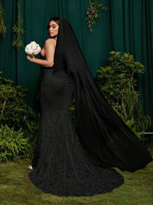 SHEIN Belle 加大码细肩带蕾丝鱼尾长款婚纱，性感修身白色女式礼服 - 黑色 - 查看 1