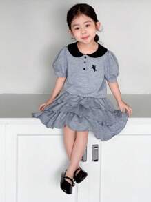 SHEIN 年轻女孩灰色刺绣 Polo 衫和蛋糕裙，适合休闲和日常穿着以及学校日常、学院风格、返校 - 灰色 - 查看 6