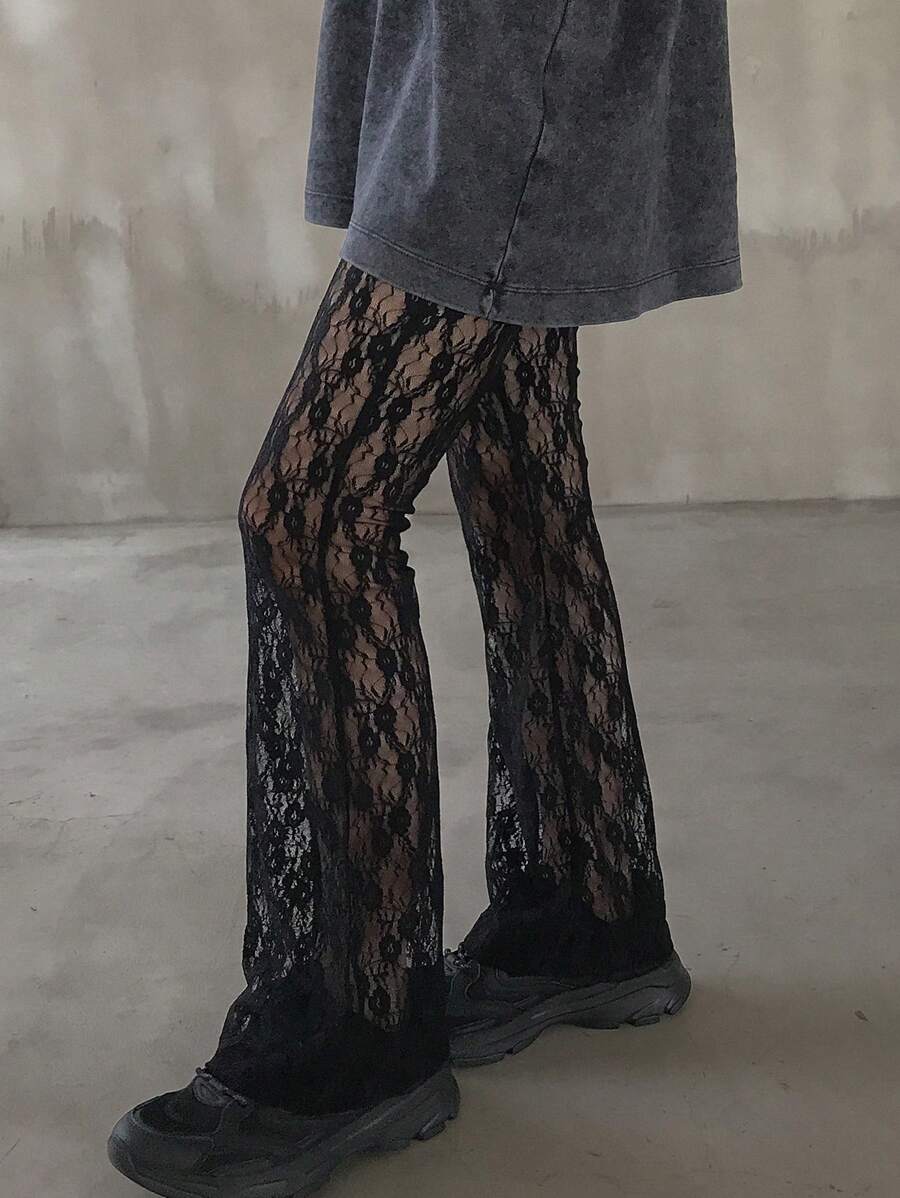 FRIFUL 女士时尚蕾丝面料紧身裤喇叭裤，透明夏季长裤 - 黑色 - 查看 1
