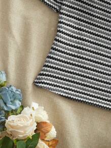 SHEIN VCAY Camiseta con hombros descubiertos acanalada para mujeres