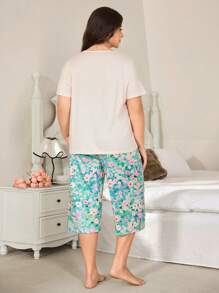 SHEIN Bộ đồ ngủ tay ngắn in họa tiết hoa cỡ lớn dành cho nữ và quần dài 3/4 mùa hè, trang phục - Nhiều màu - Xem 2