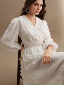 Anewsta 现代都市V领和圆领长袖收腰A字连衣裙 - 白色 - 查看 7