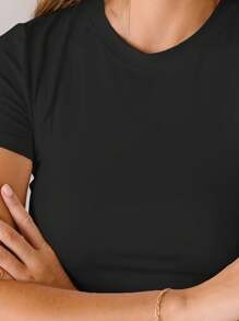 Aralina Top cropped de algodón blanco cepillado, un esencial diario clásico - Negro - Ver 3