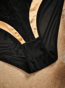 PinupGlam 2pcs Curvy Vintage Romantic Sexy Lingerie Set: Underwired 1/4 Cup Criss-Cross Floral Lace Satin Sheer High-Waist Panty, Plus Size, Black & Bronze, Club Party