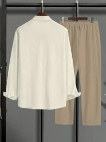 Manfinity Homme Bộ 2 áo sơ mi cài nút đơn giản và quần dây rút cho nam, trang phục mùa thu, trang phục ấm áp - Màu Khaki - Xem 2