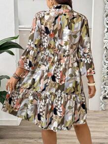 Breezaya 大码女式印花休闲度假半袖纽扣立领波浪下摆中长连衣裙 - 彩色 - 查看 2