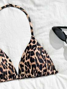 WESTFADE Young Tween Girl Leopard Print Halterneck Bikini Swimsuit Set And Mini Beach Skirt