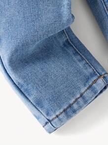 SHEIN Baby Jungen Casual Daily Teddybär Stickerei Denim Latzhose