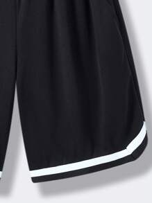 SHEIN Leap Crew 青少年男孩休闲街头时尚舒适网眼装饰纯色篮球短裤，适合通勤、上学、日常休闲、旅行、运动、春夏季