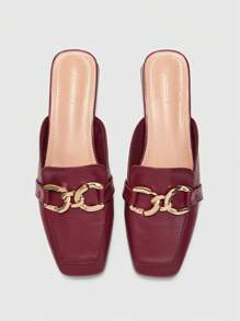 CUCCOO BIZCHIC Sepatu Flat Slip-On Modis Wanita dengan Dekorasi Rantai Logam untuk Natal dan Musim Semi - Burgundy - View 9