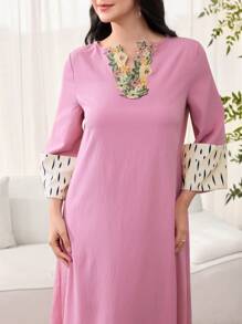 Al Najma Women's V-Neck Floral Patchwork Loose Arabic Dress, Modest - Pink - View 4