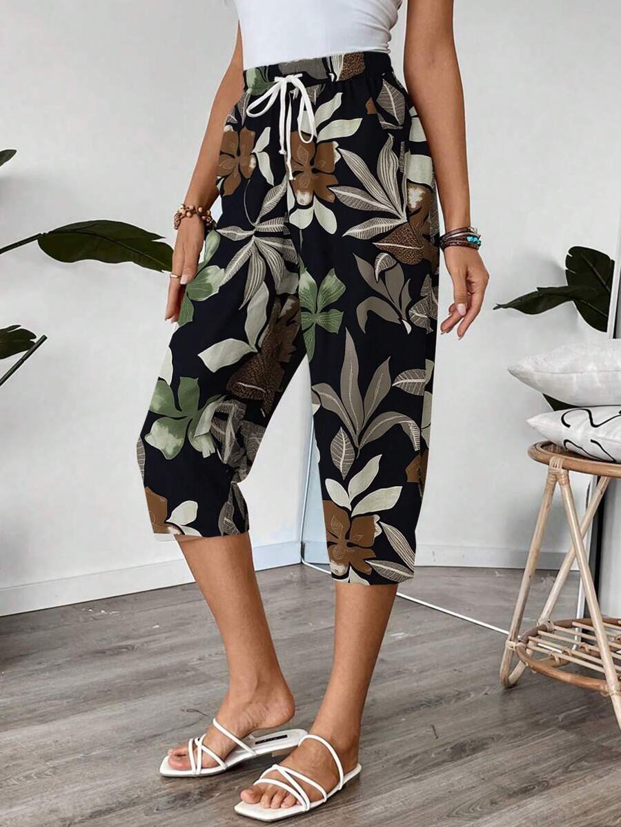 EMERY ROSE Women's Floral Print Belted 3/4 Casual Pants For Vacation,Bohemian Clothes - Black - View 1