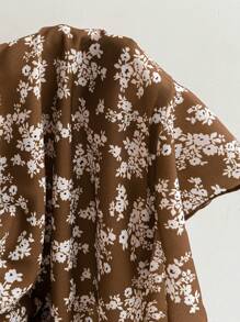 Soleia 红色碎花弹性腰部褶皱曲线下摆休闲度假大码短裤 - 彩色 - 查看 8