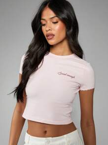 MISSGUIDED Sweet Enough Slogan Baby Tee Crop Top Lace Trim Sleeve Summer Casual Short Sleeve Form Fitting T-Shirt Pastel Basic Top Spring Festival Everyday Essential