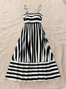 Soleia 度假女士绿白条纹花卉印花露背蝴蝶结腰部 A 字形吊带长裙，热带乡村风格 - 黑與白 - 查看 4