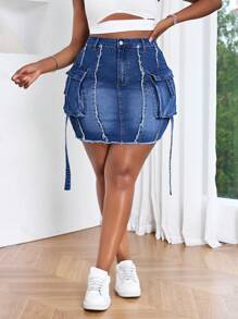 SHEIN SXY 加大码女式牛仔弹力修身个性磨边短裙，牛仔竞技表演，夏季节日海滩度假