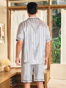 SHEIN 男士梭织条纹提花短袖短裤睡衣套装 - 灰色 - 查看 3