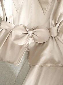 SHEIN Tall Quần ống đứng không tay buộc eo bằng vải satin trơn cổ chữ V cỡ lớn cho nữ thanh lịch lãng mạn bộ 2 món - Màu Khaki - Xem 5