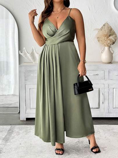 SHEIN Clasi 大码女式春夏法式时尚优雅简约通勤度假风沙滩裙，V 领褶腰侧开衩无袖连衣裙，适合下午茶和派对