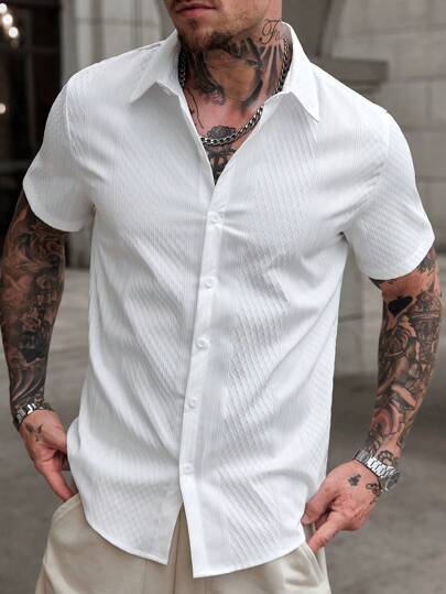 Manfinity CasualCool Camisa casual de manga corta de un solo pecho de unicolor para hombres, camisa ajustada para hombres, camisa de verano, estilo de camisa para hombres, camisa de corte slim para hombres, ropa de hombres, camisas para hombres, camisas para hombres de corte slim, camisas de vestir de manga corta para hombres, camisas de moda para hombres