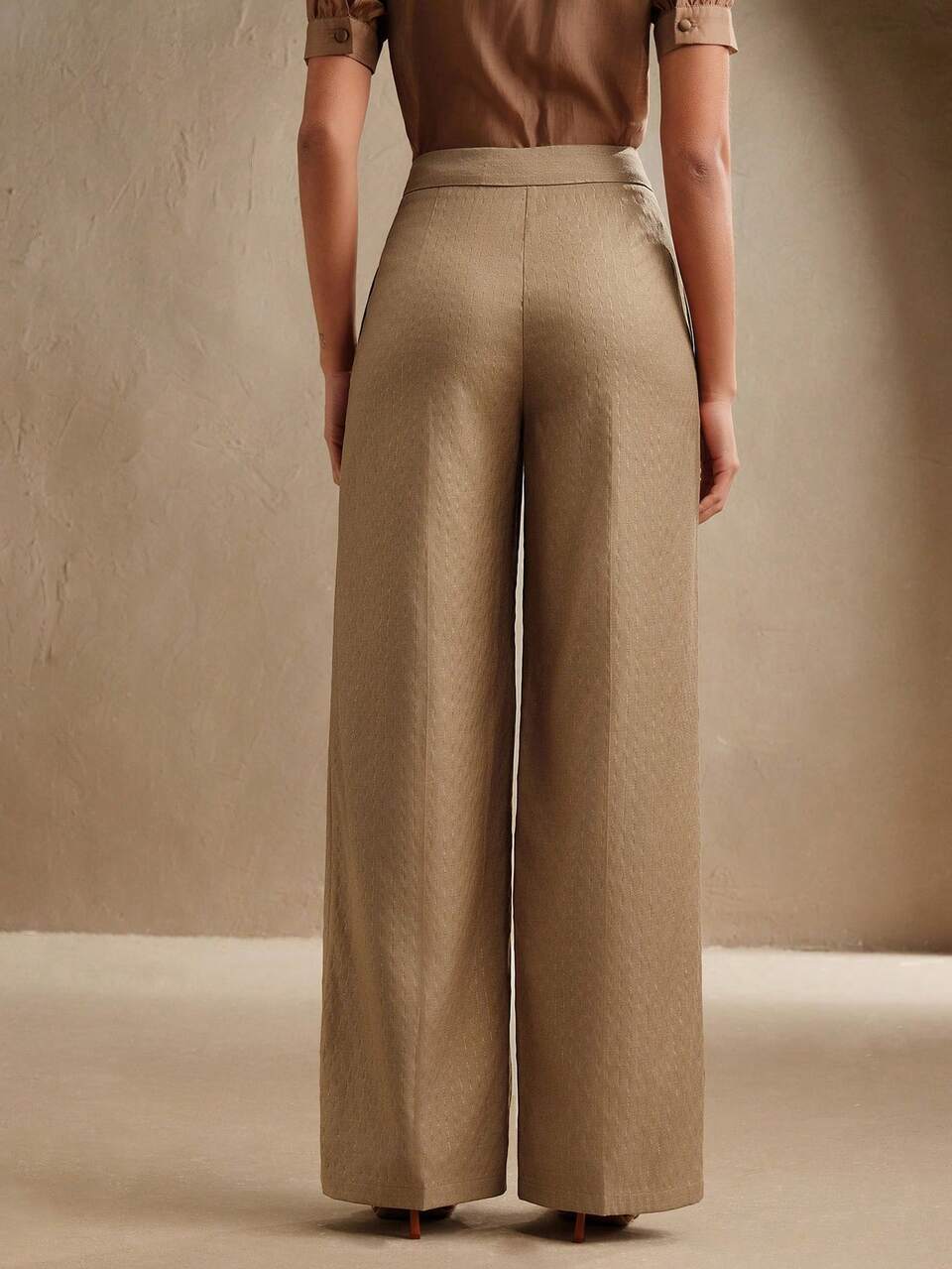 Modern Fashion Waist Striped Gold Line Decor Straight Leg Pocket Suit Pants, Spring/Summer Business Casual