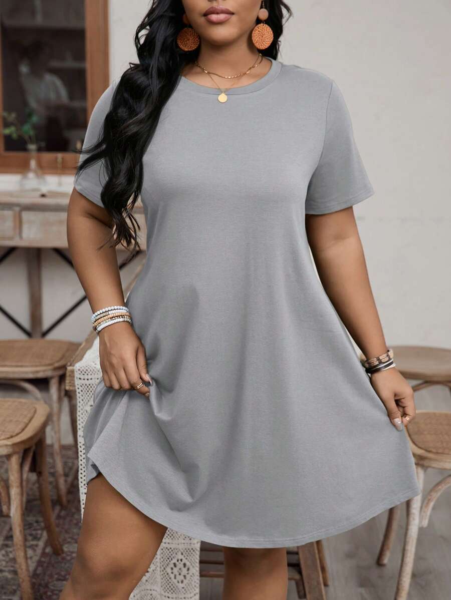 SHEIN LUNE 大码女式圆领短袖休闲T恤连衣裙 - 灰色 - 查看 1