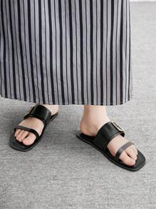 CUCCOO BIZCHIC Women 2025 New Black Flat Comfortable Sandals - Black - View 4