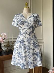 SHEIN EZwear Floral Print V-Neck A-Line Plus Size Short Sleeve Dress, Spring/Summer Bohemian Resort Style,Beach Dress Sundress,Holiday Outfits Boho - Multicolor - View 4