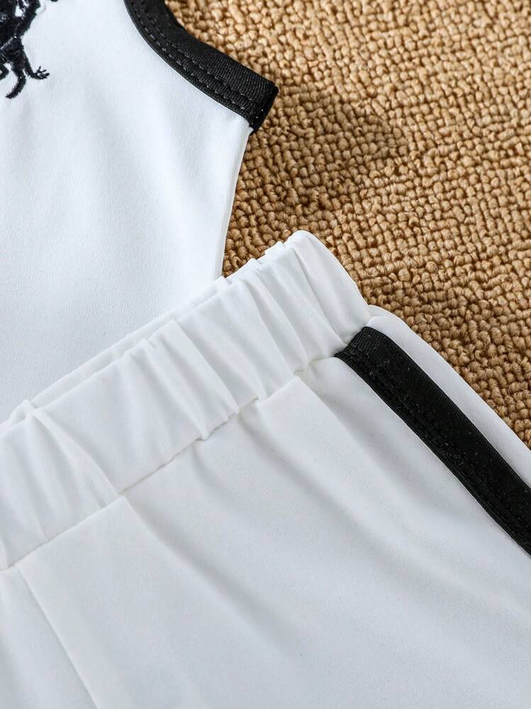 SHEIN Conjunto de 4 piezas para bebé niño: Top sin mangas bordado y pantalones cortos deportivos, estilo deportivo, adecuado para ropa de verano para bebé. Conjunto de ropa para bebé niño. Conjunto de ropa para bebé. Ropa para bebé niño. Conjuntos de ropa para bebé. Marca de ropa para bebé. Ropa unisex para bebé. Bermudas neutras 6M-3T, Conjuntos de ropa para bebé niño. Ropa de verano para niños de 3 años. Ropa de verano para niños - Blanco y Negro - Añade 5