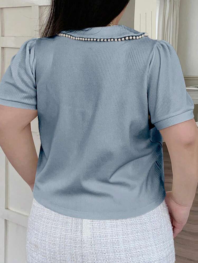 Dazy Plus Peter Pan Collar Pearl Decor Fitted Short Sleeve Buttoned V-Neck T-Shirt, Spring & Summer